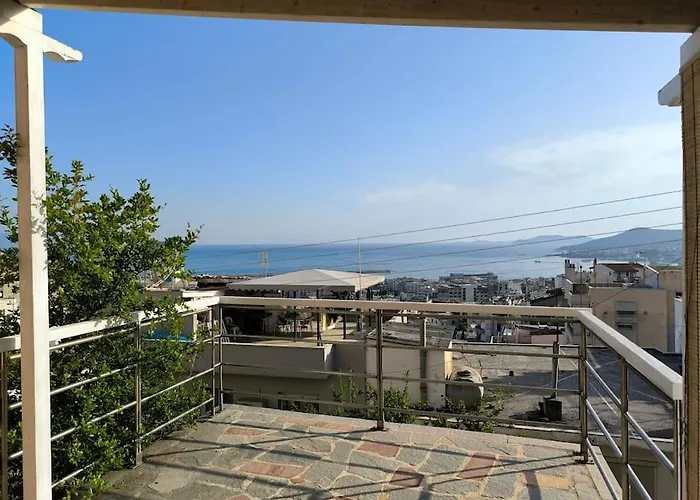 Colourful Apartment ! View ! Free Parking