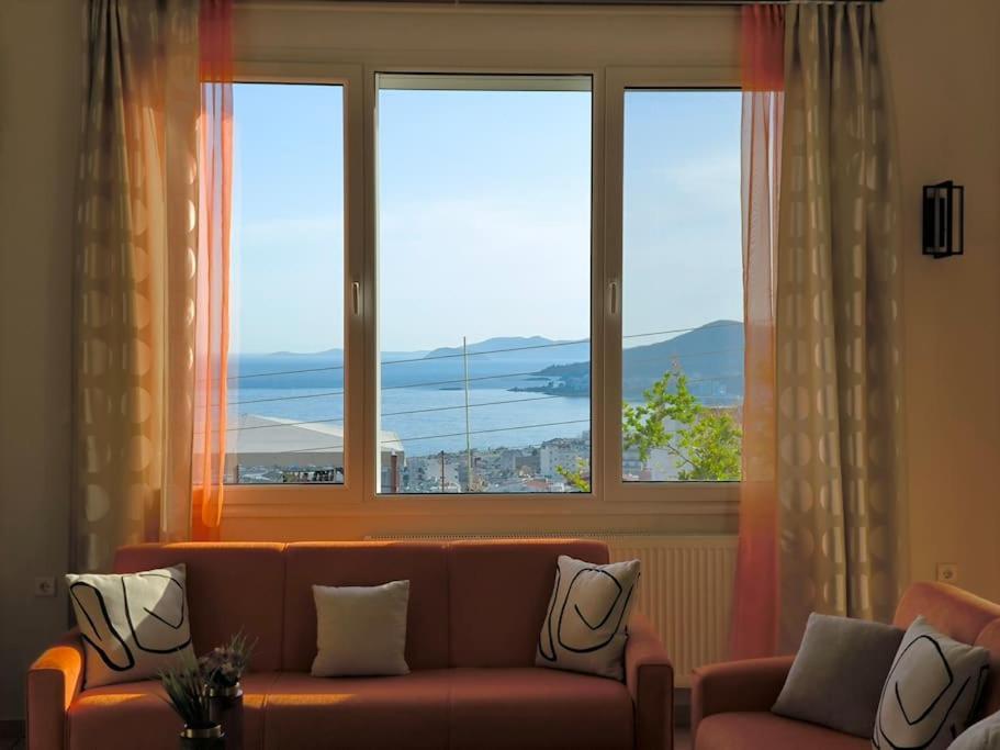 Colourful ! View ! Free Parking Appartement